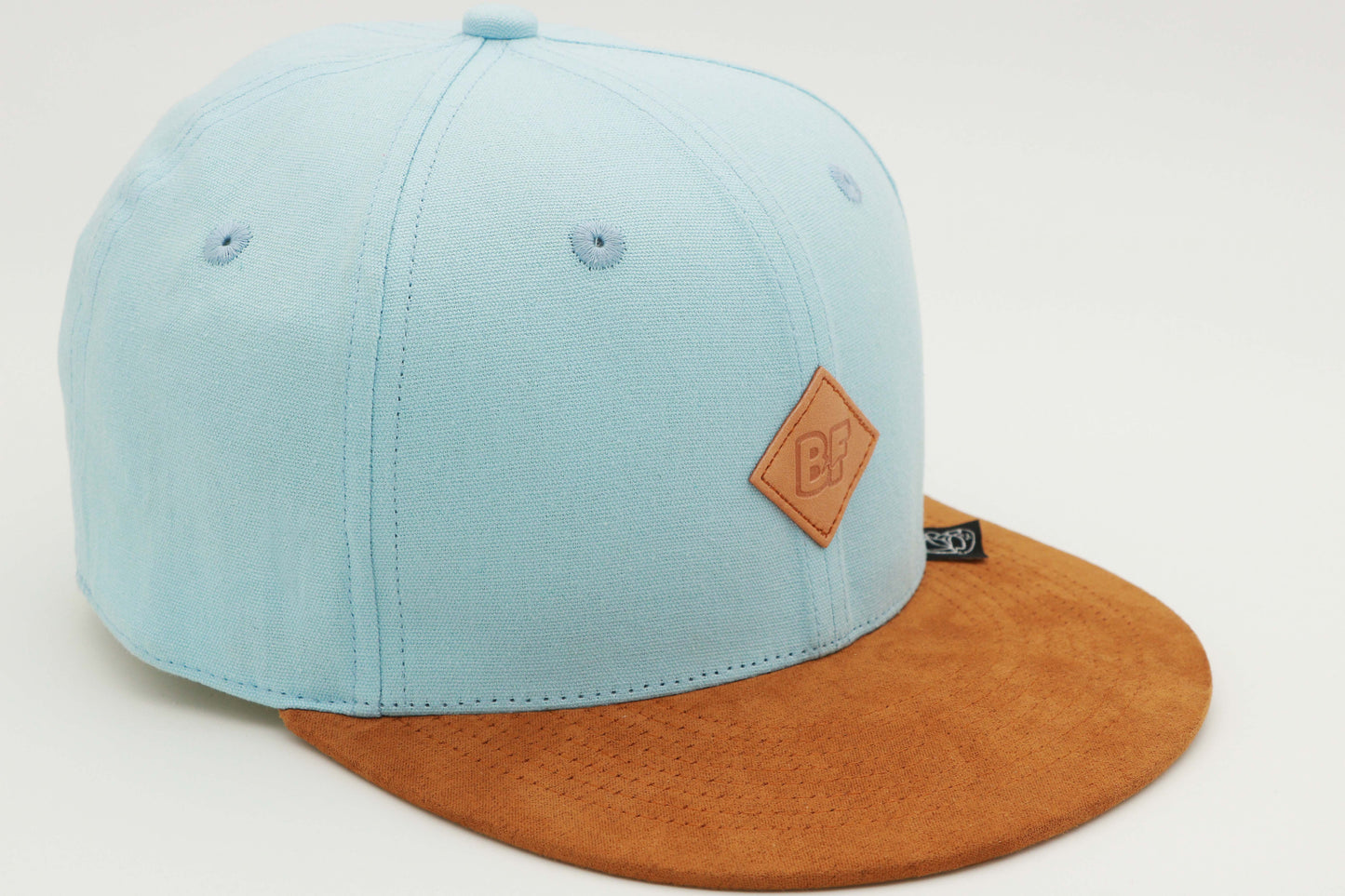 Powderblue Snapback Suede